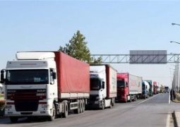 تردد روزانه 500 کامیون حامل کالای صادراتی از مرز خسروی
