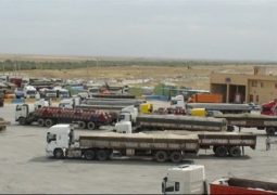 902 میلیون دلار کالا از مرز مهران به عراق صادر شد