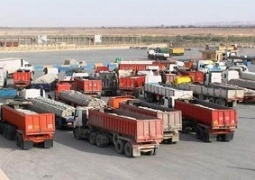 صادرات محموله یک هزار کامیون از طریق پنج مرز کرمانشاه به خارج از کشور