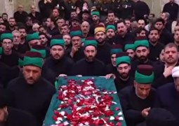 لحظاتی از تشرف سحرگاهی علمدار شهید انقلاب اسلامی به حرم حضرت عباس علیه‌السلام